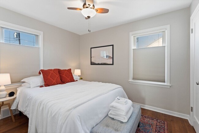 Building Photo - The Garland Bleu 3 bedroom home (Furnished)