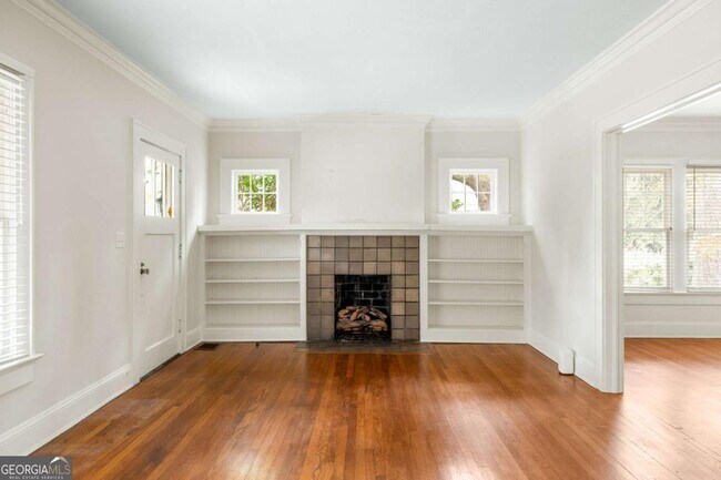 Building Photo - 5450 E Mountain St