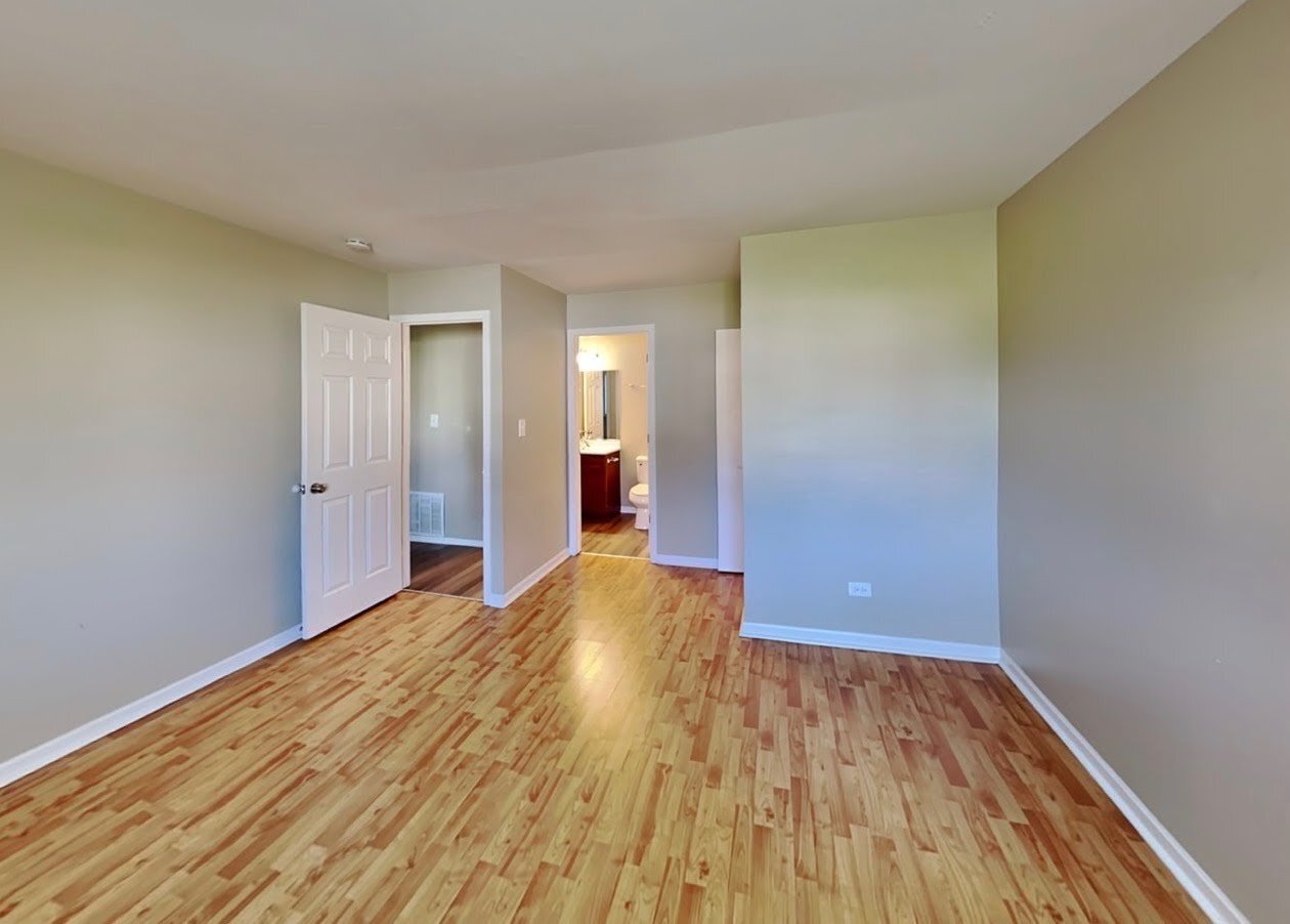 Building Photo - 6793 Redwing Dr