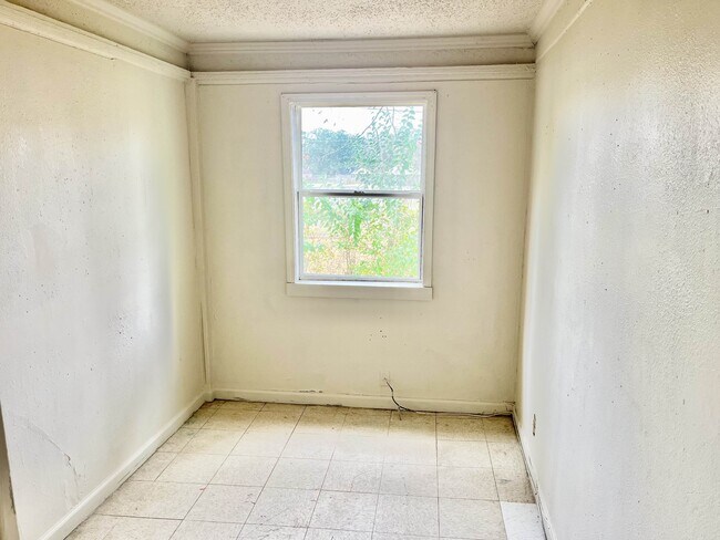 Building Photo - 4617 Ritterman Ave