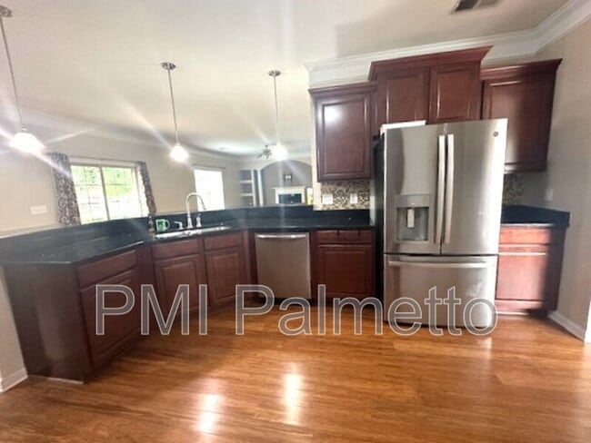 Building Photo - 348 Woodmill Cir