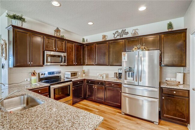 Building Photo - 5109 Winsbury Dr