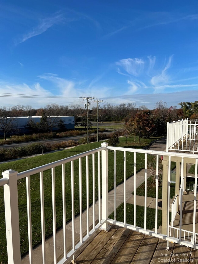 Building Photo - 3073 Cloverly Ct