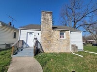 Building Photo - 109 N Decker Ave