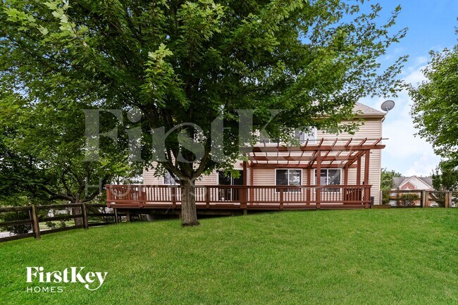 Building Photo - 6176 Fox Run Ln