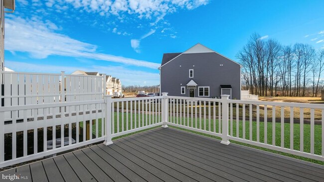 Building Photo - 208 Foxhedge Rd