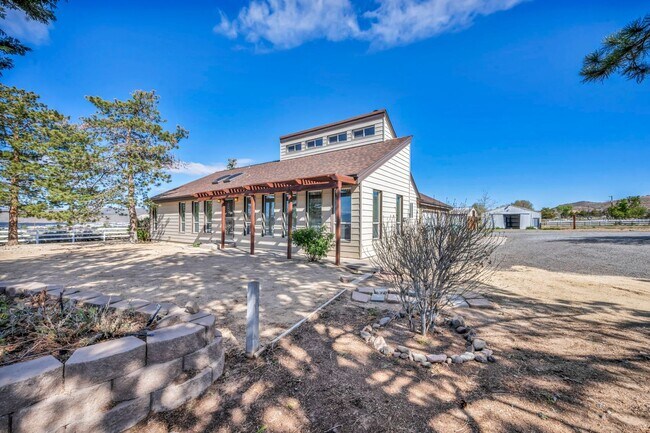 Building Photo - 25 El Caballo Trail