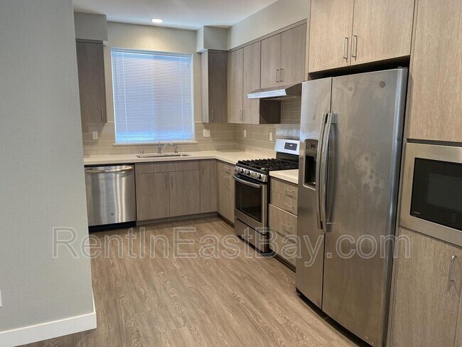 Primary Photo - 3618 Brookdale Ave
