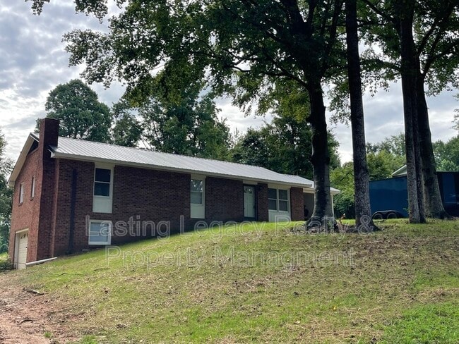 Building Photo - 192 Fostall Dr