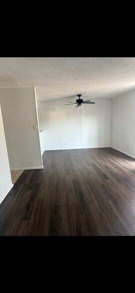Building Photo - 159 Sprucewood Ln