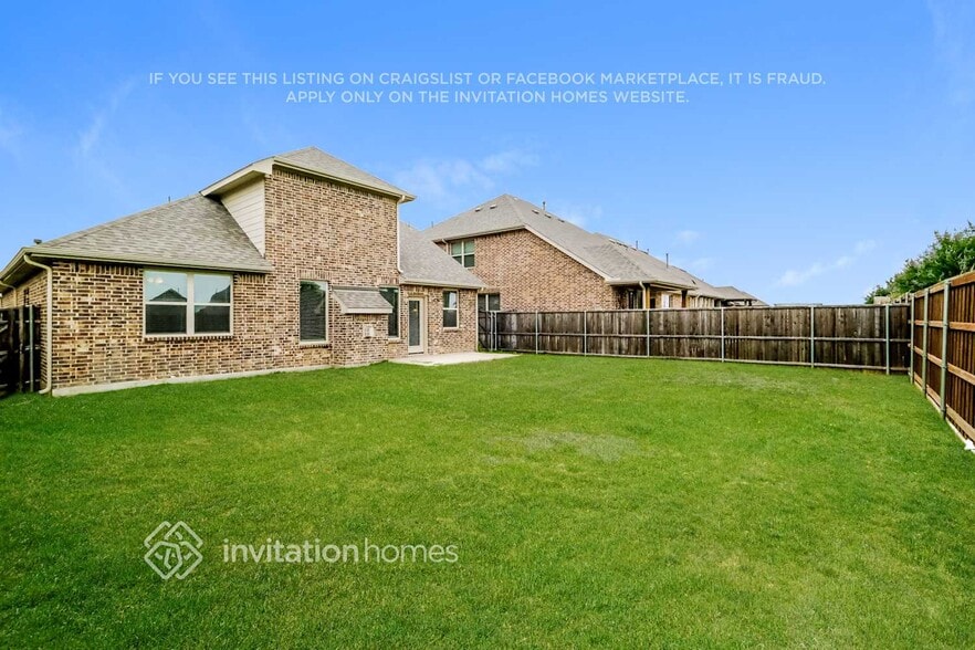 Building Photo - 1604 Ranch Trail Rd