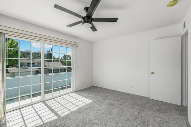 Building Photo - 327 Bethany St