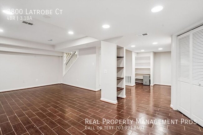 Building Photo - 3800 Latrobe Ct