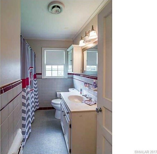 Building Photo - 3624 Gilbert Dr