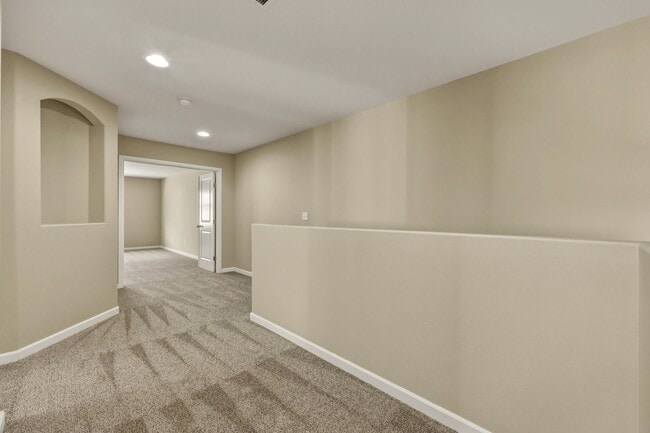 Building Photo - 4 bedrooms 2.5 baths 1826 sq.ft. Olympia School District