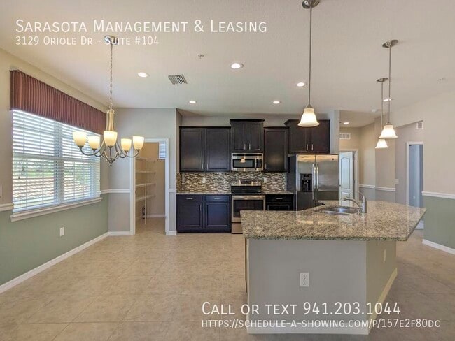 Building Photo - 3129 Oriole Dr