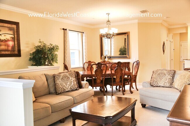 Building Photo - MOVE IN READY! OUTSTANDING UNFURNISHED CONDO IN STONEHAVEN SARASOTA!