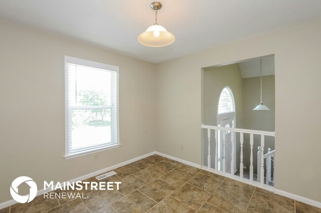 Building Photo - 4712 Halsey St