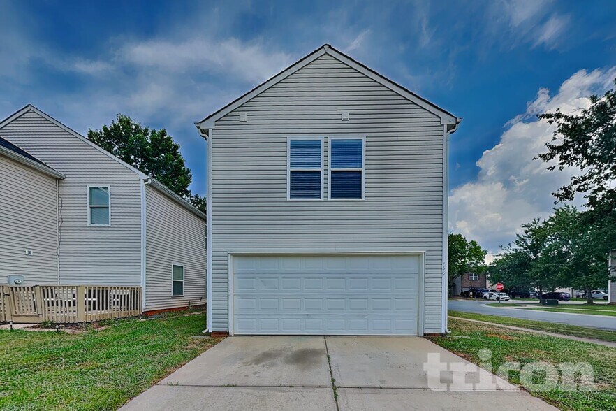 Building Photo - 758 Sinclair Dr