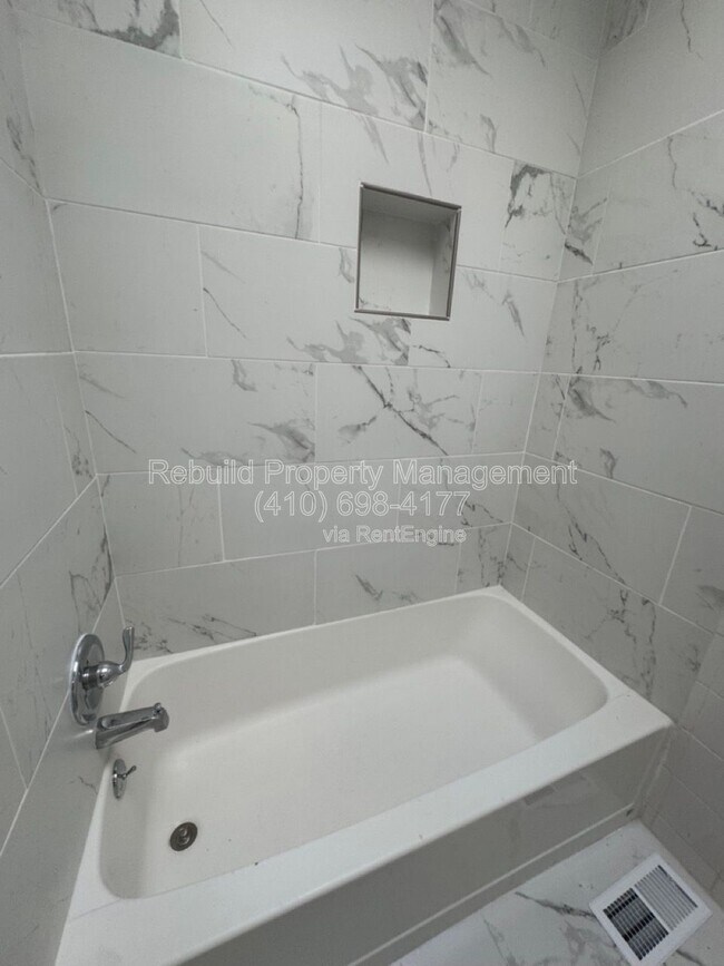 Building Photo - 3706 Gelston Dr