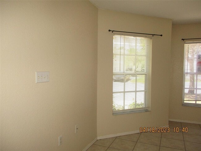 Building Photo - 2325 Prime Cir