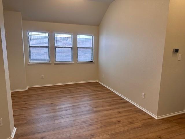 Building Photo - 432 Twin Knoll Dr