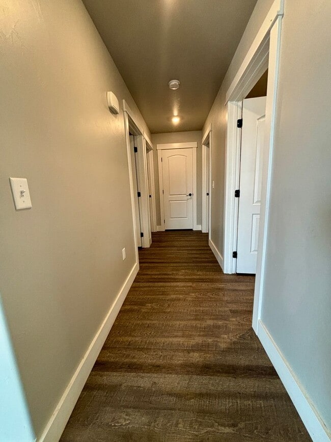 Building Photo - 7995 Avocet Dr
