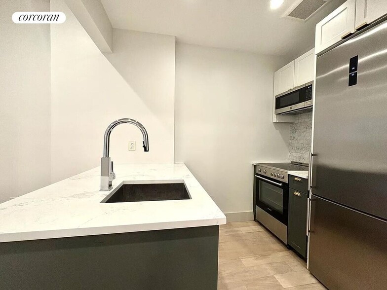 Building Photo - 23 Avenue B