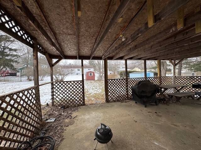 Building Photo - 812 Dickinson Dr