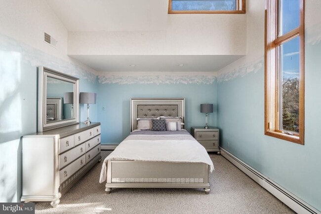 Building Photo - 509 Long Ln