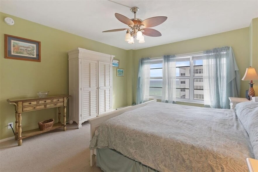 Building Photo - 3750 Galt Ocean Dr