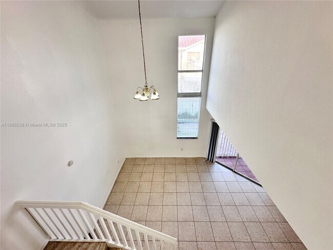 Building Photo - 3002 San Remo Cir