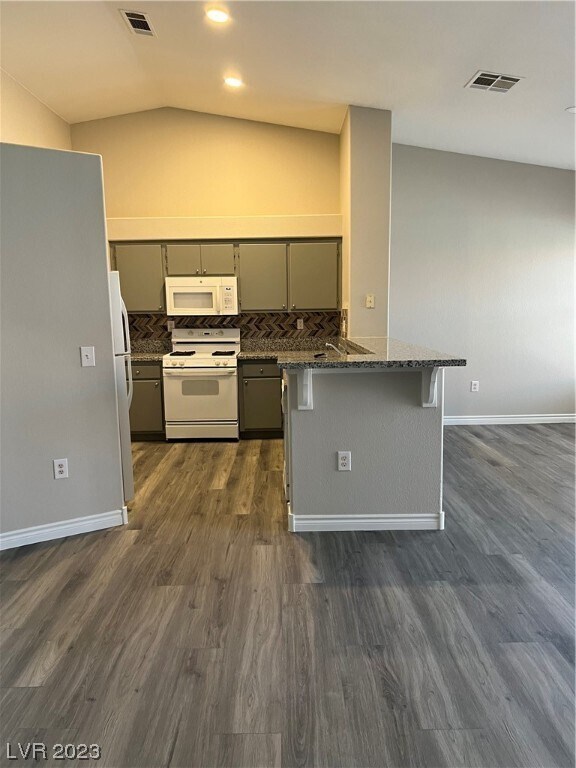 Building Photo - 6201 E Lake Mead Blvd