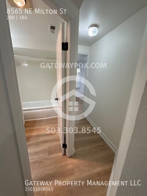 Building Photo - 8565 NE Milton St