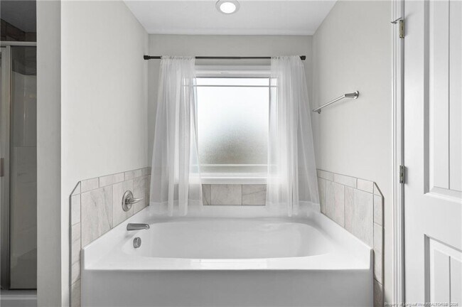 Building Photo - 6209 Jacobs Creek Cir