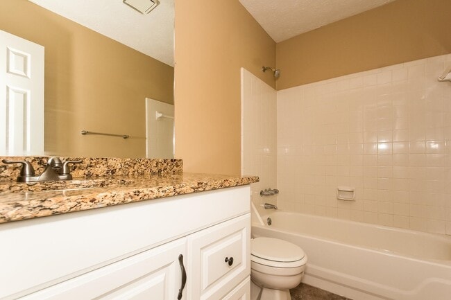 Building Photo - 1425 Riverline Trail