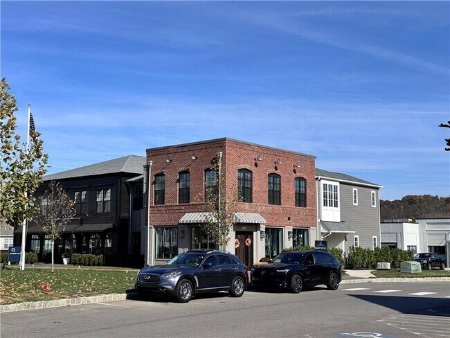 Building Photo - 3204 Lynk Alley
