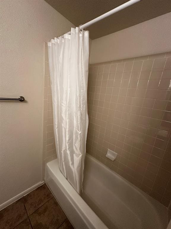 Building Photo - 7213 Oak Meadow Dr