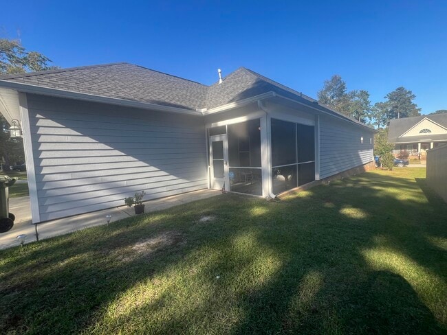 Building Photo - 3177 Mayflower Ln