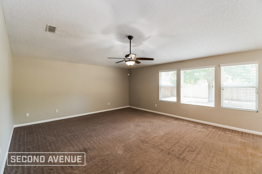 Building Photo - 6332 Trimpe Ln