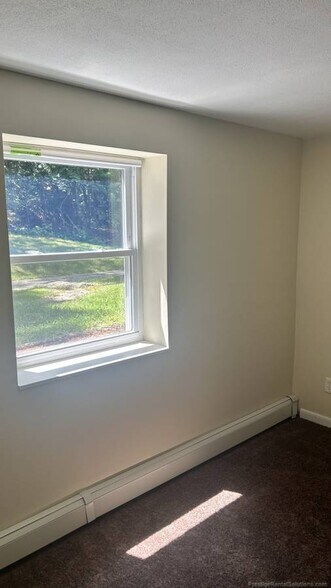 Building Photo - 315 Revere St