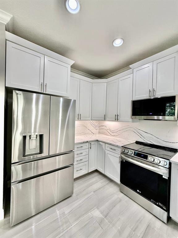 Building Photo - 505 S Tampania Ave