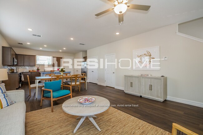 Building Photo - 8148 Arrow Wood Lp