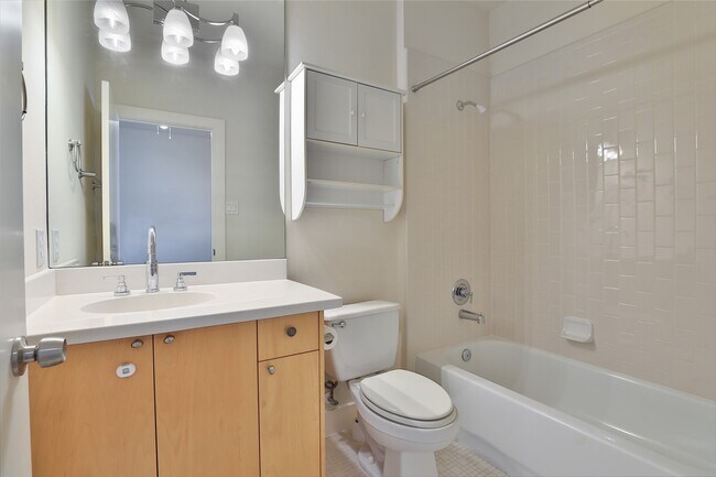 Building Photo - 4706 Austin St