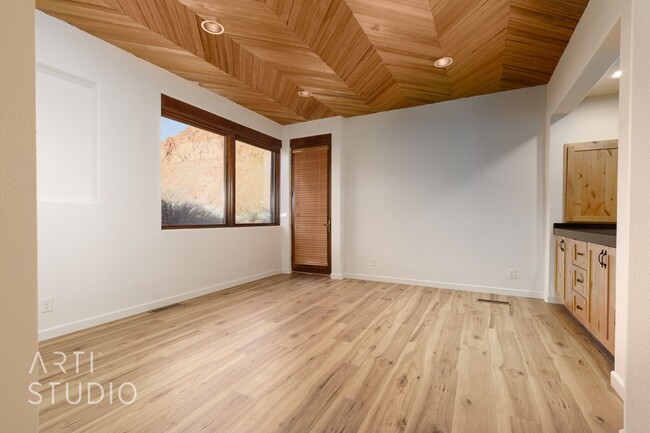 Building Photo - Beautiful Home in Kayenta