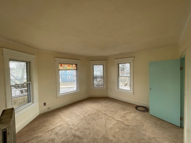 Building Photo - 735 Belmont Ave
