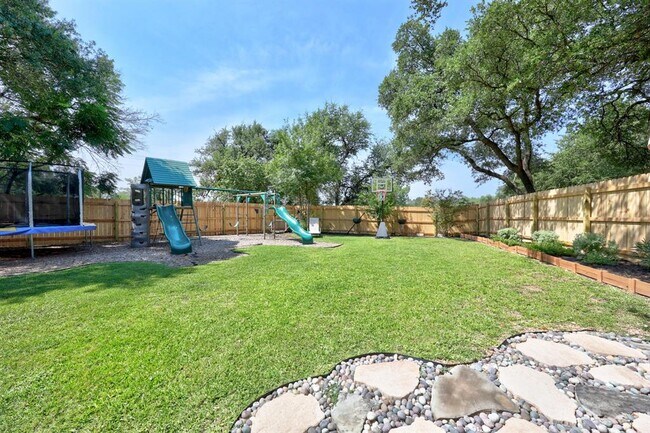 Building Photo - 1116 Applerock