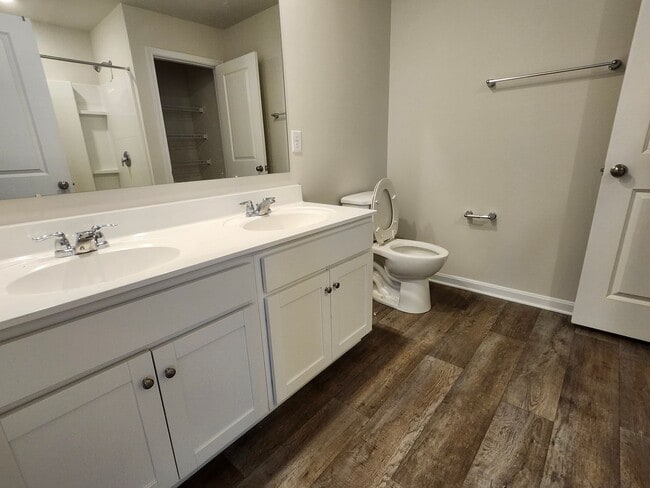 Building Photo - Single Family 4 BR, 2.5 Bath Rental in Broadway, Only 2 Years Old, Available in January 2026