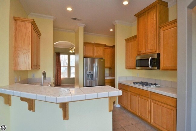 Building Photo - 682 Twilight Ct