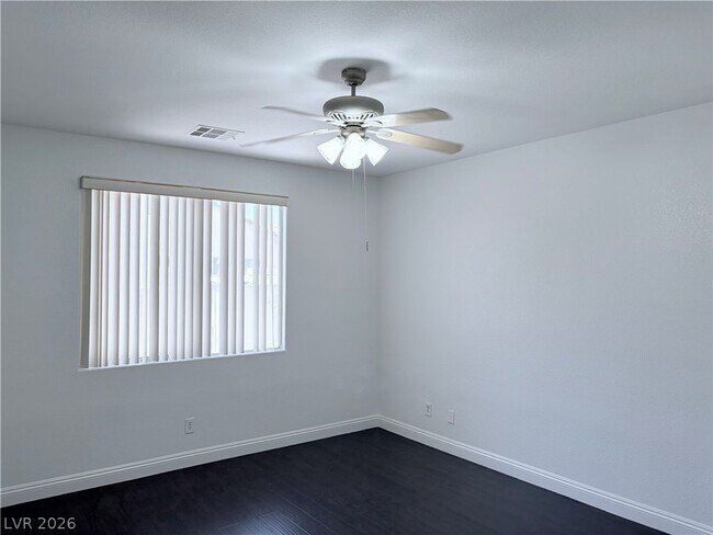 Building Photo - 8071 Sapphire Cove Ave